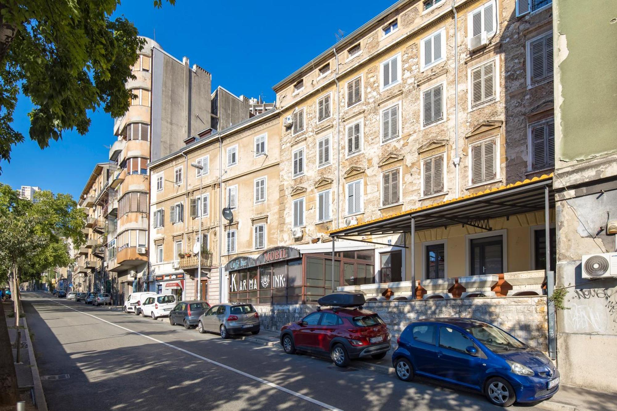 Apartment Greenri Риека Экстерьер фото